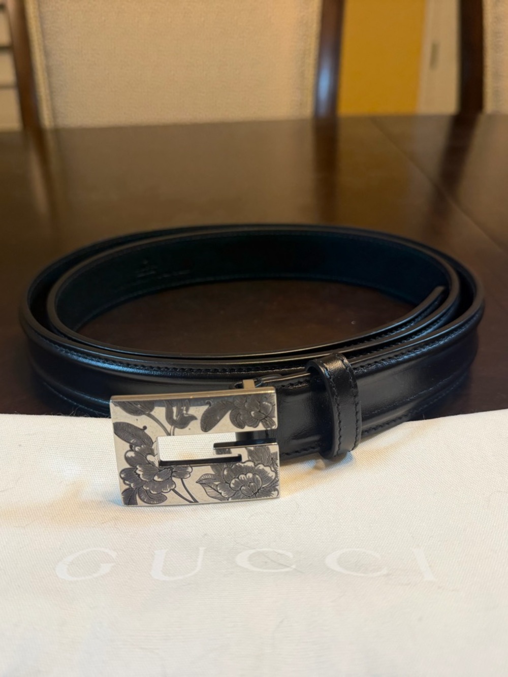 New Gucci Floral G Logo Buckle Black Belt Size 44 / 110 cm Fits a Waist 40 - 44 - Picture 2 of 12